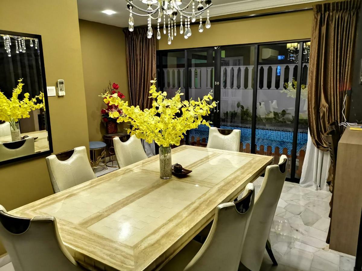 RIA Homestay Johor Bahru Luaran gambar