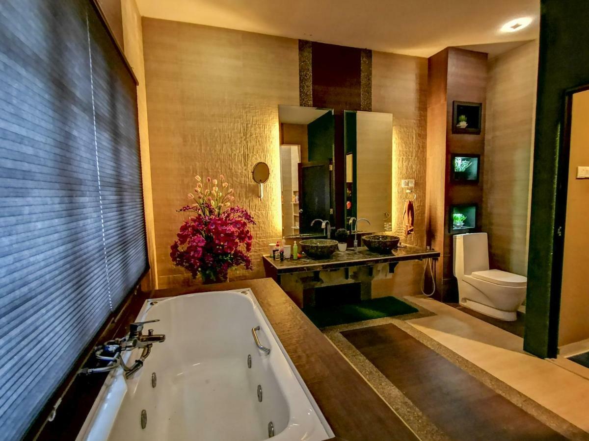 RIA Homestay Johor Bahru Luaran gambar