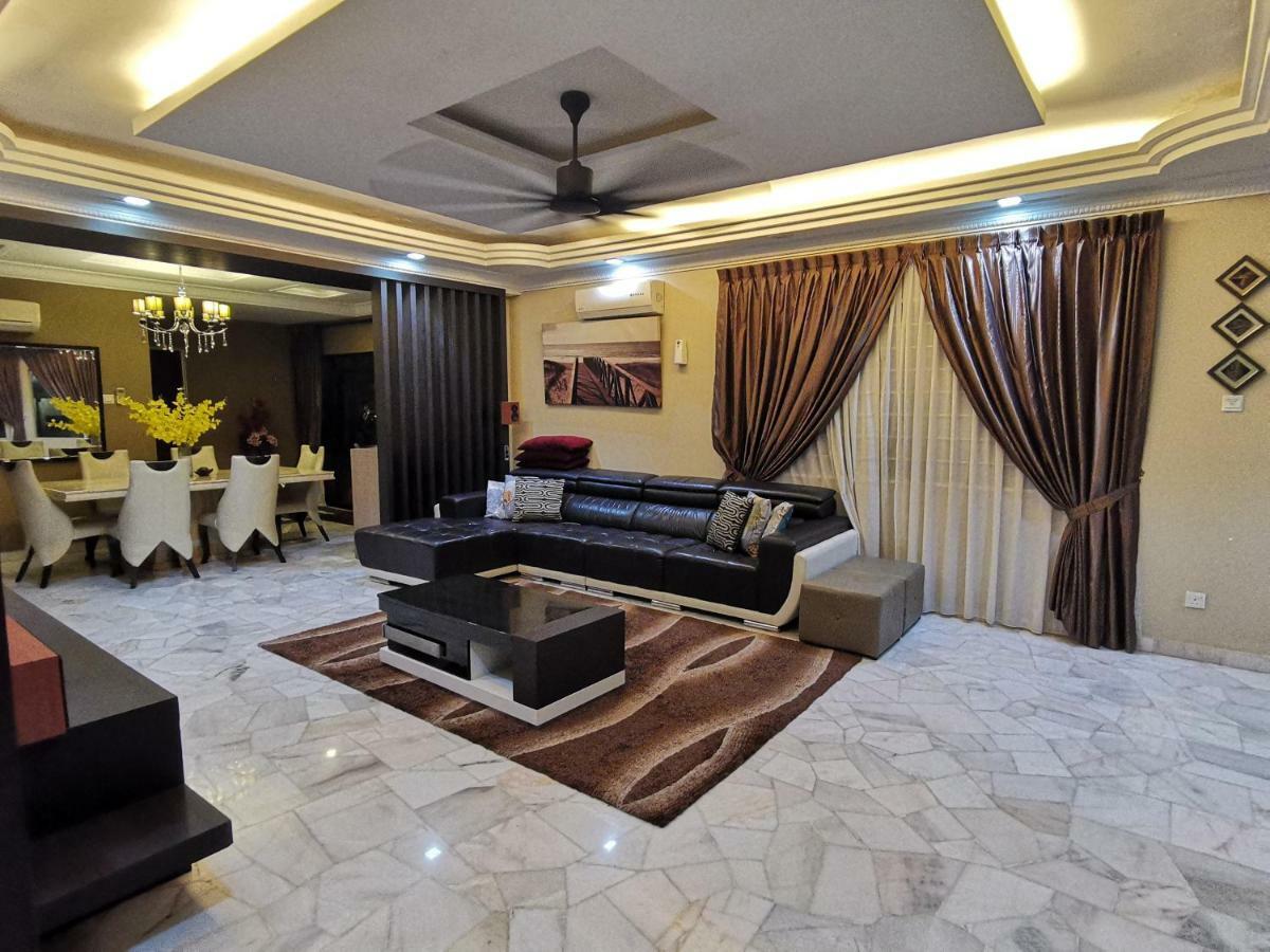 RIA Homestay Johor Bahru Luaran gambar